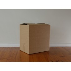NEW Medium Box (HIRE) (includes $1 deposit so you pay $2.00 after refund)